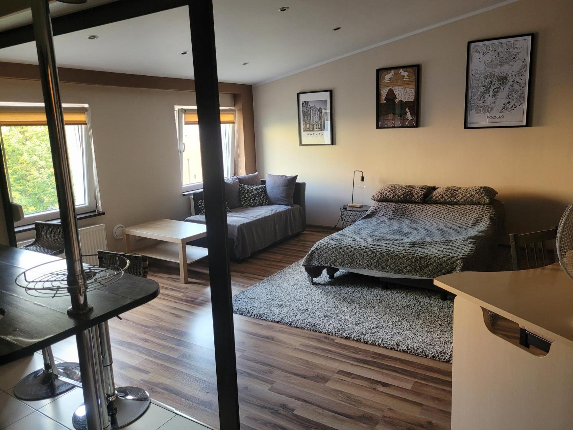 City Centre Studio พอซนาน ภายนอก รูปภาพ